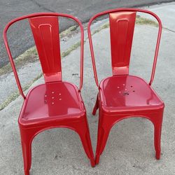 2 Red Chairs/ 2 Sillas Que Rojas (detalles En Fotos/ Details In Photos)