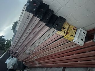 Escaleras, de 12 pies de fibra de vidrio, tengo muchos