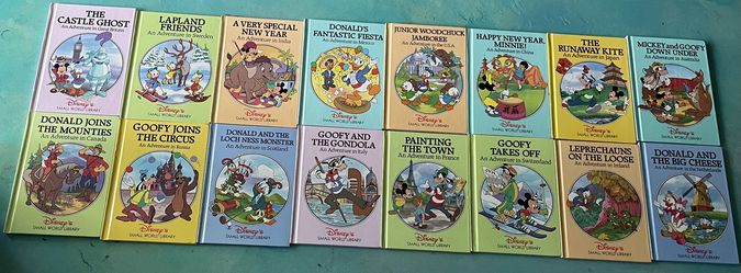 Disney Small World Library Set Of 12 Books All In New Condition $60