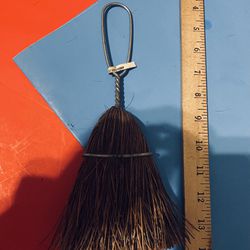 Mini broom