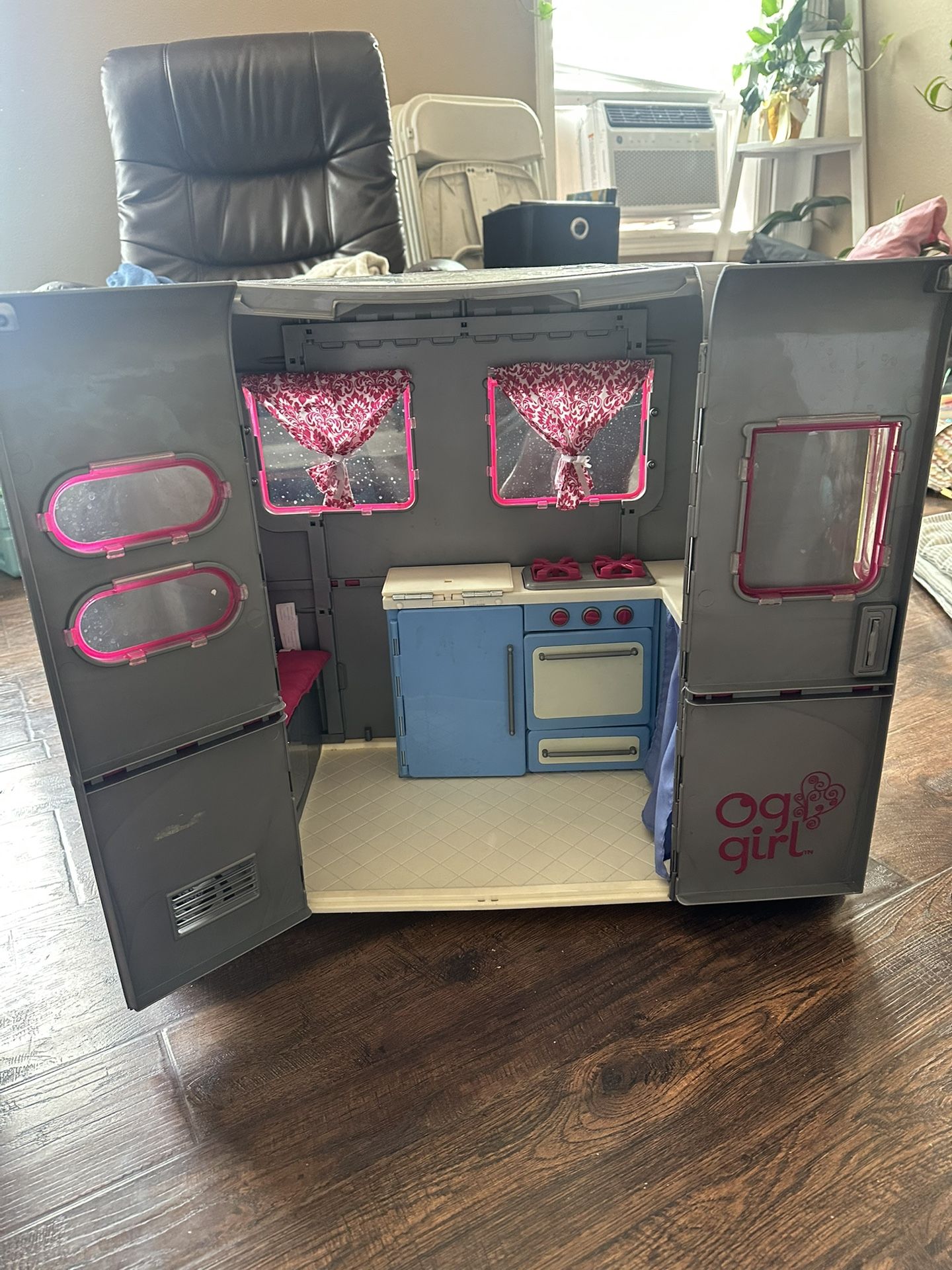 OG Girl Doll RV