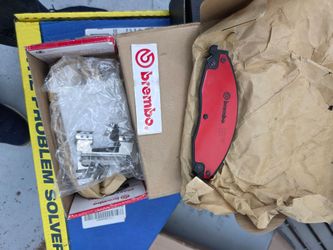 2003 to 2007 Cadillac CTS Brembo front brake pads. NEW