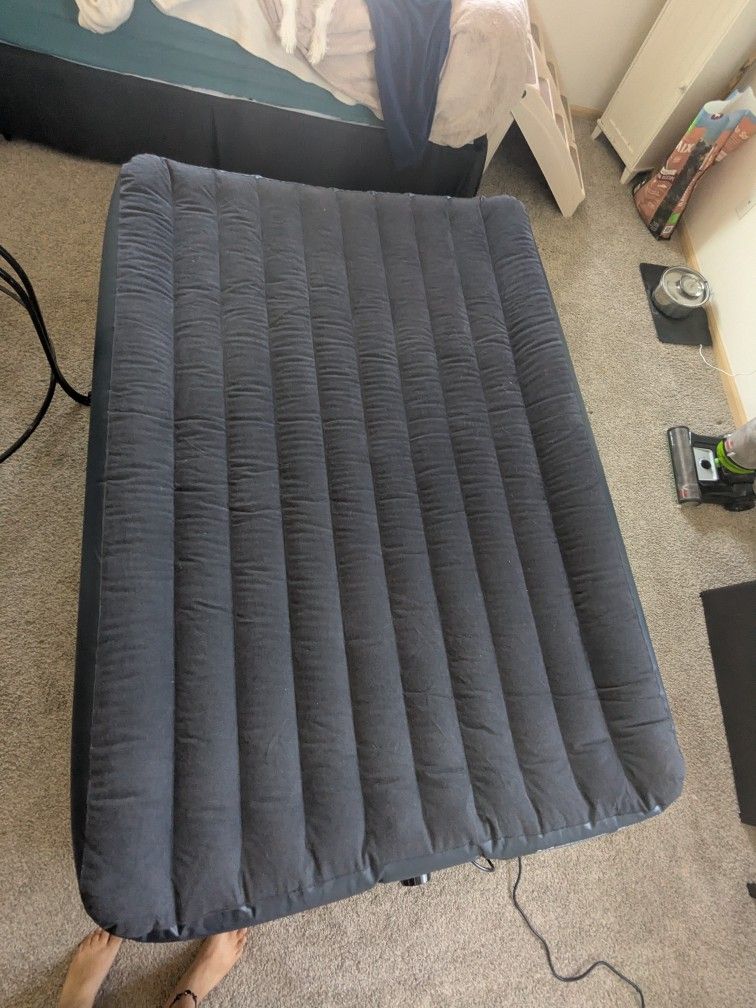 Queen Air Mattress 
