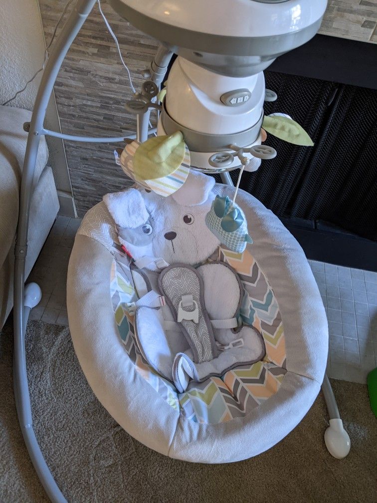 Fisher Price Snugapuppy Baby Swing