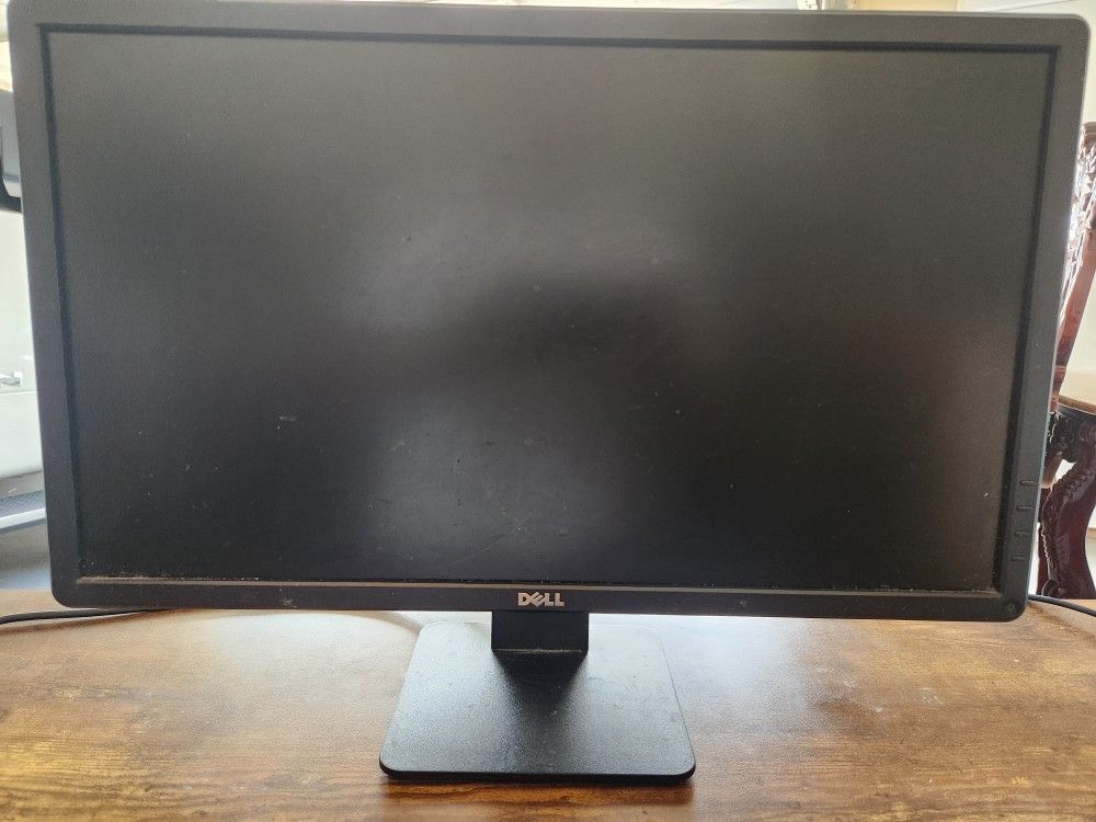 24 Inch Dell Computer Monitor