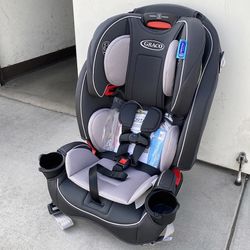 (NEW) $145 (Graco) Slimfit 3 in 1 Car Seat, For child 5 to 100 lbs, Space Saving (Redmond) 