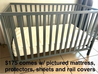 Crib & Mattress w/ bedding