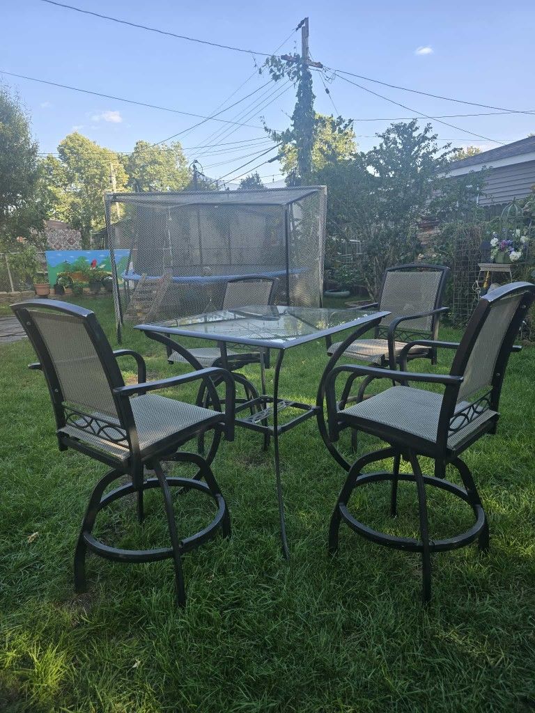Out door Table