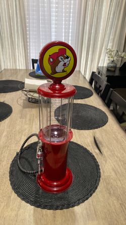 Buc-ee’s Gas Pump Beverage, Dispenser