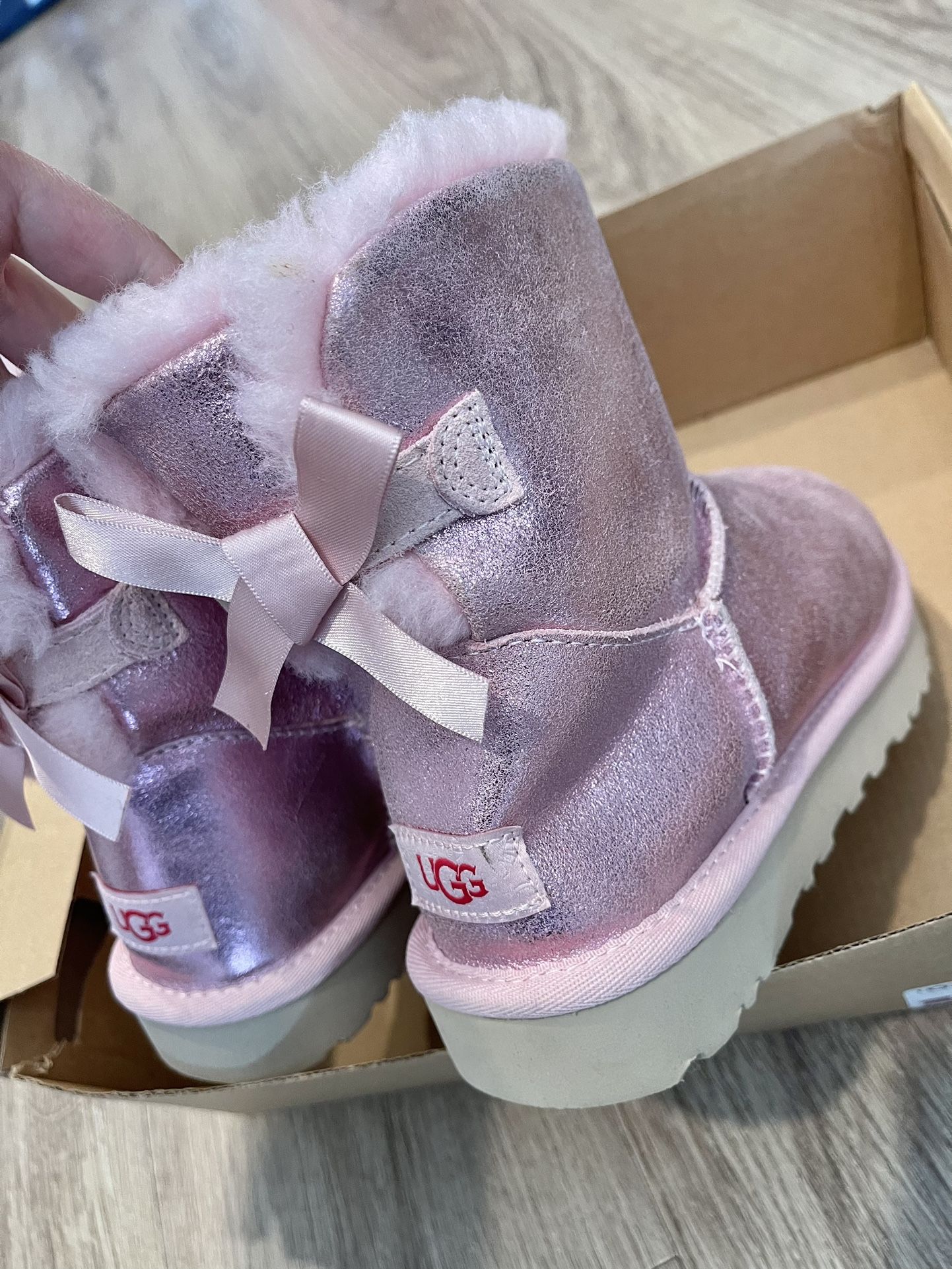 New UGG glisten pink mini bailey boots bow size 6 Eu 37