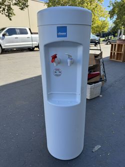 Water Dispenser