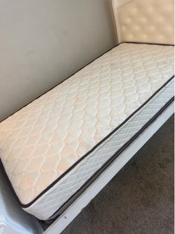 Mattress (twin )