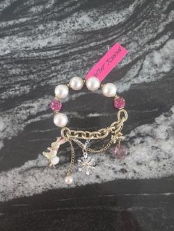 Betsy Johnson Bunny Charm Bracelet