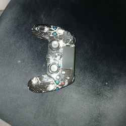 PS4 CONTROLLER