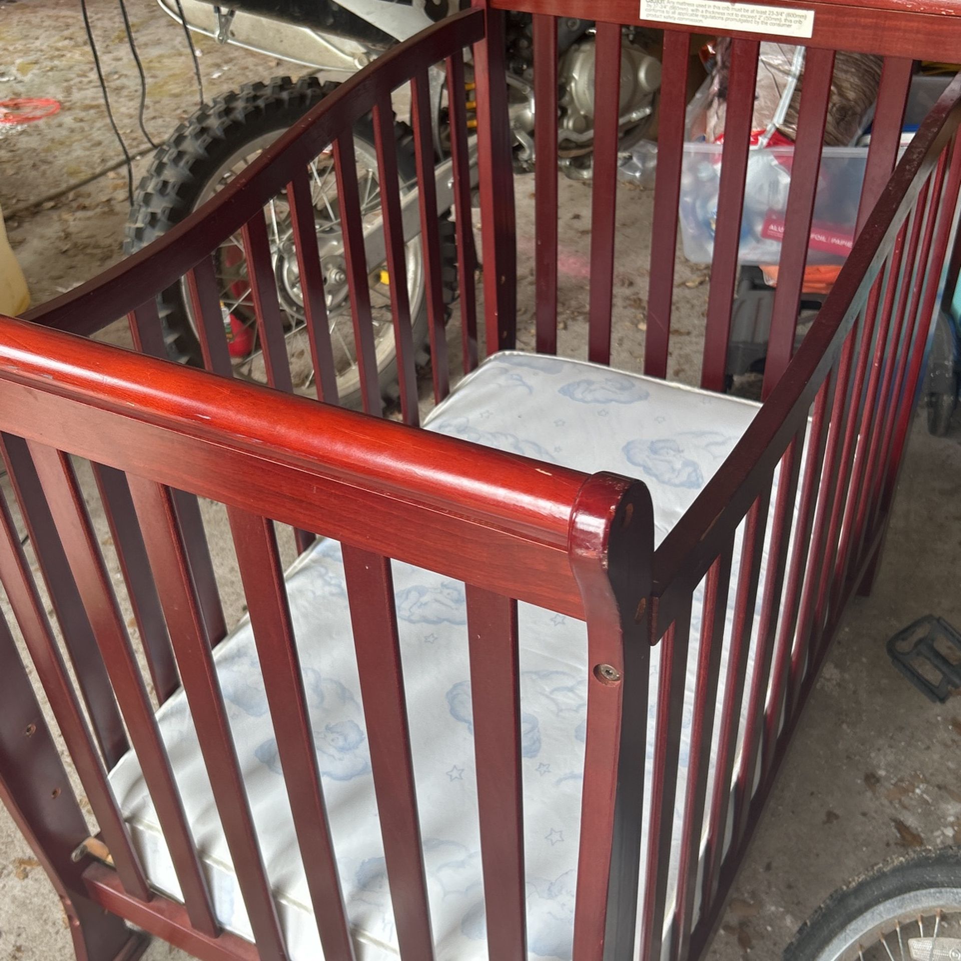 Mini Crib Mattress Included