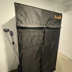 Gorilla Lite Tent With A/C Infinity