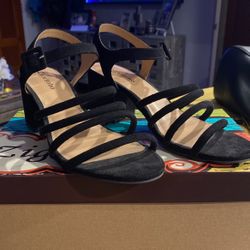 Black Zigi Soho Sandals