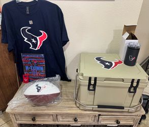 Houston Texans Signed Football - Fan Gift Pack NEW