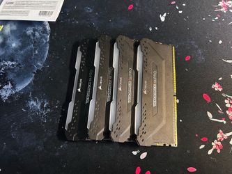 Corsair Vengeance RGB Pro 32GB (4x8GB) DDR4 Gaming RAM – Excellent Condition
