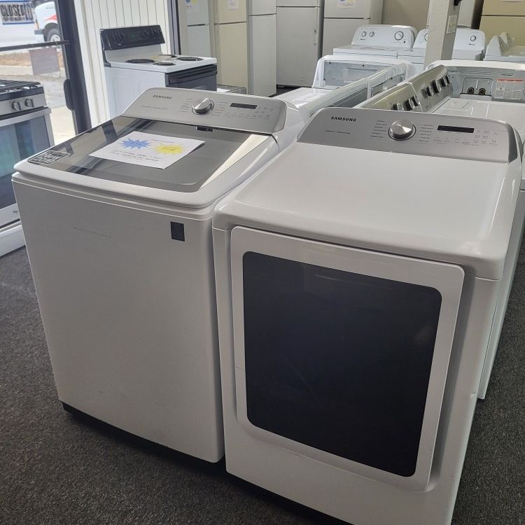 🌹 Spring Sale! 2019 Like New Samsung Washer & Electric Dryer  - Warranty Included 