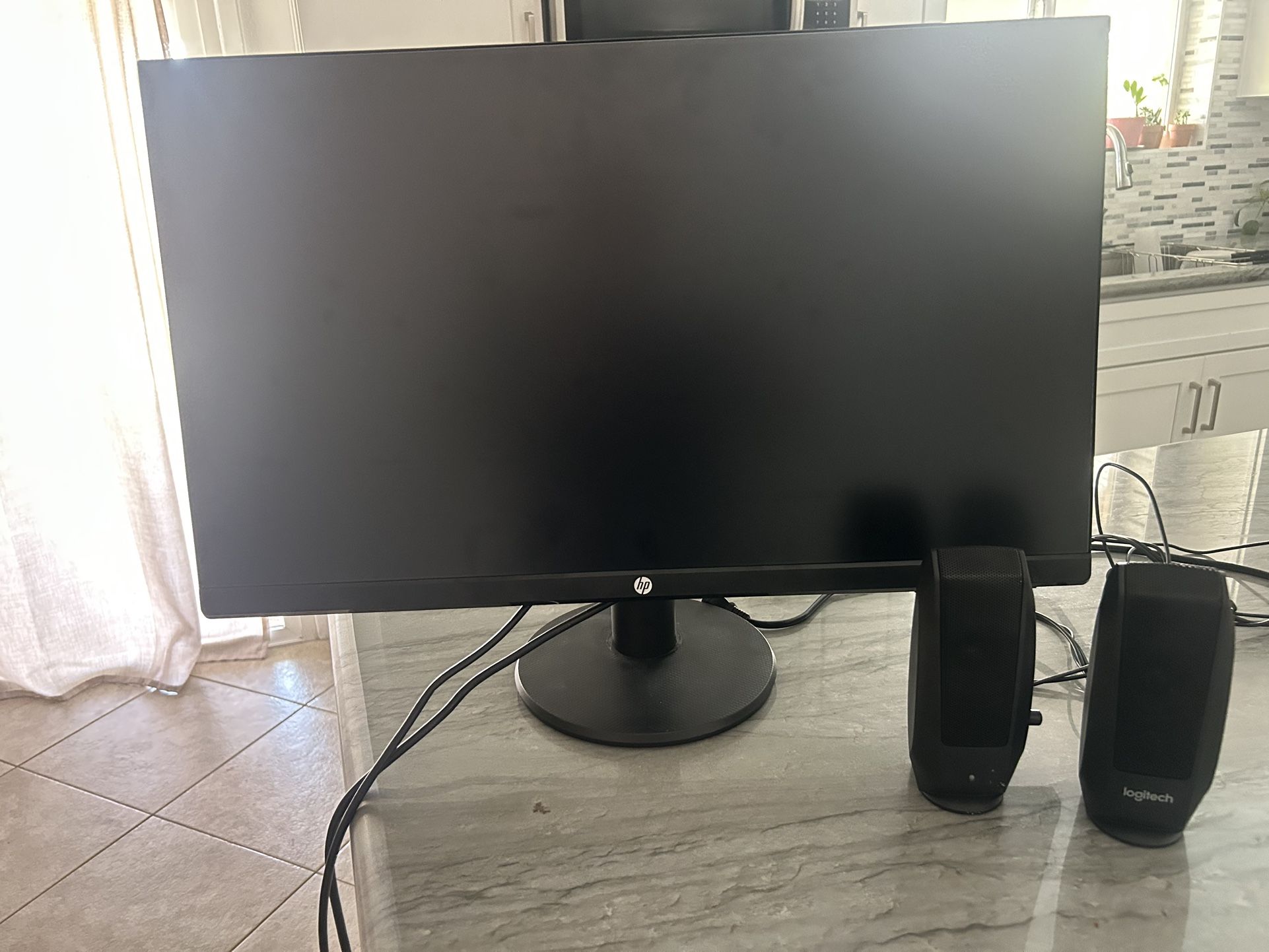 HP 27 Inch Computer Monitor