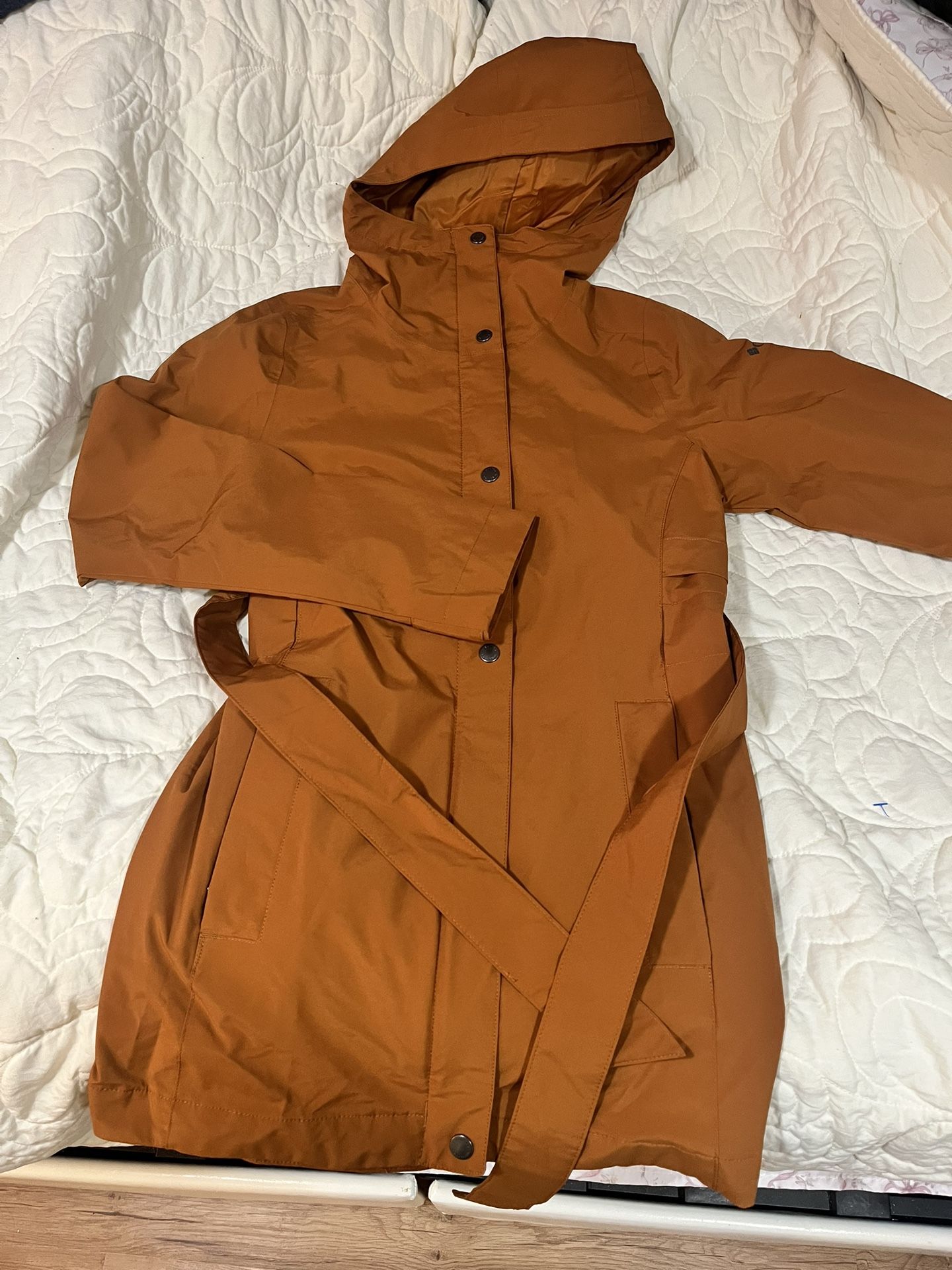 Columbia Women’s Rain Coat