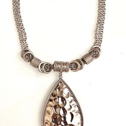 Silver Pendant Necklace