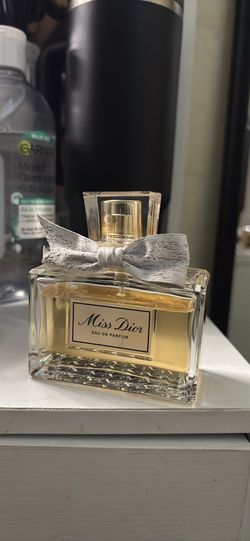 Dior perfume