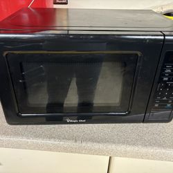 Magic Chef 700w Microwave 