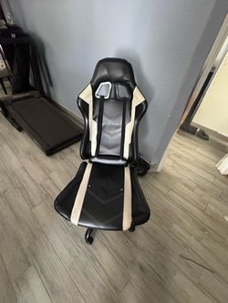 Gaming chair