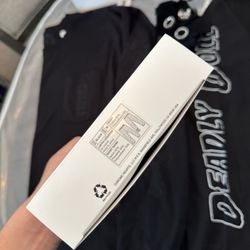 CH Women’s Legging Size Medium 