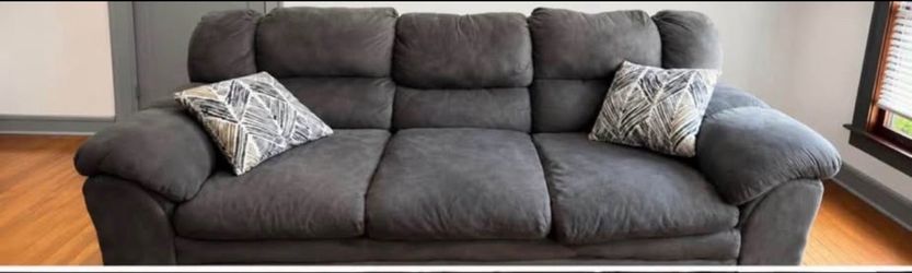 Couch’s/sofas