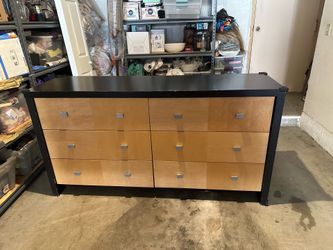 Room dresser