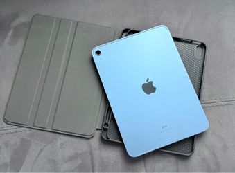 iPad 10 Gen 64 GB WiFi