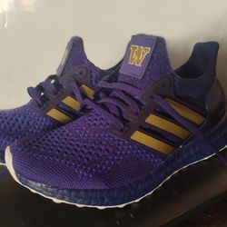 University of Washington U DUB UltraBoost Adidas