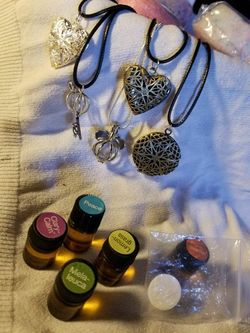 Aromatherapy locket necklaces!