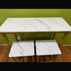Bar Table And Stools 