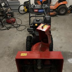 Toro snow blower