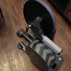 Wahoo KICKR SMART TRAINER V6