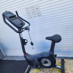 Schwinn 130 Upright Exercise Bike