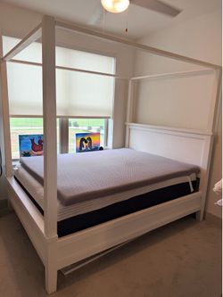 queen size canopy bed frame