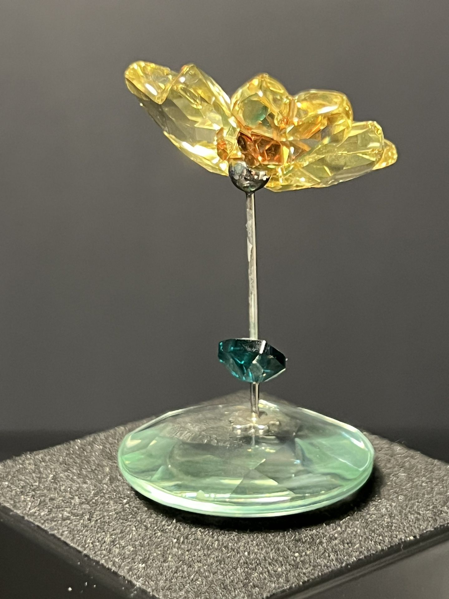 Swarovski 2000s Rocking Flower “Eve” Yellow With Green Leaf, 1016549, 2.25”