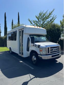 Ford bus