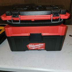 Vaccum Milwaukee Fuel 18volt TOOL ONLY