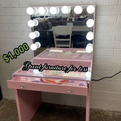 Impressions Vanity With Mirror Brand New