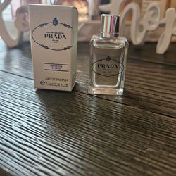 PRADA Perfume 100% ORIGINAL 