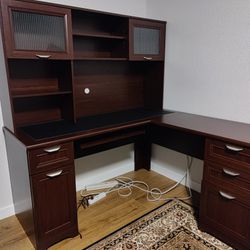 Computer Desk With Hutch 