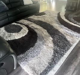 Clean! Area rug 7.6 ft x 10.2 ft gray/cream/brown/green. $150 firm on price
