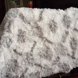 Brand New Shaggy Throw Rug