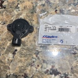 AC Delco Throttle Position Sensor  /  GMC  Y Chevrolet 